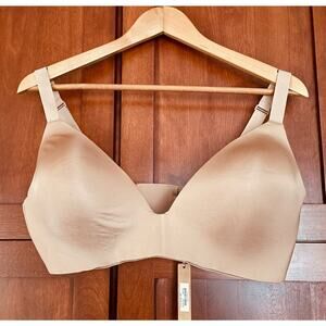 Skims Wireless Form T-Shirt Bra Clay Size 42D